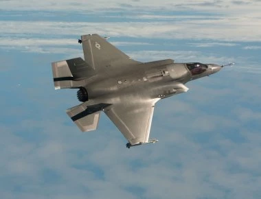 Βίντεο: F-35B πραγματοποιούν την πρώτη πολεμική αποστολή τους